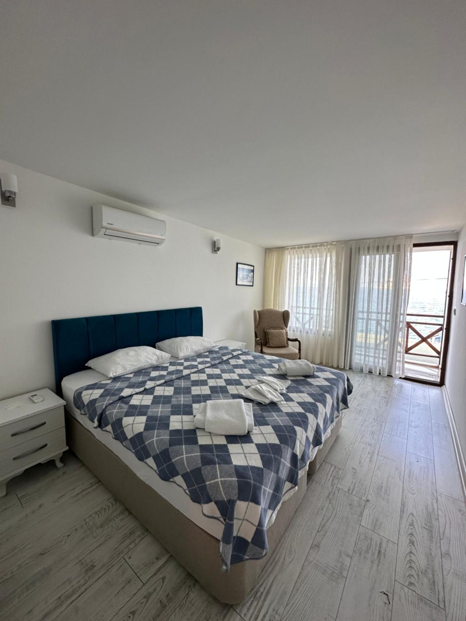 Giritli Rum Meyhanesi&Butik Otel Karaburun  Dış mekan fotoğraf